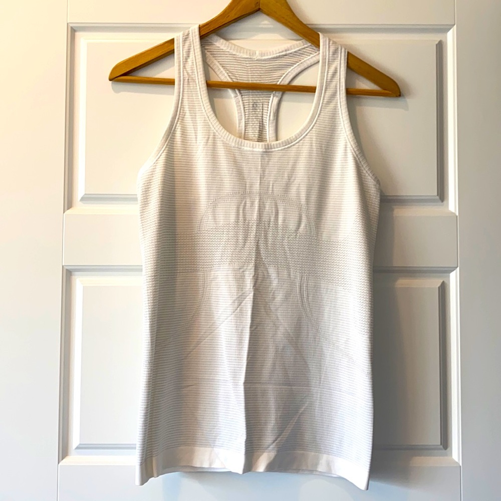 Lululemon Swiftly Tech tank